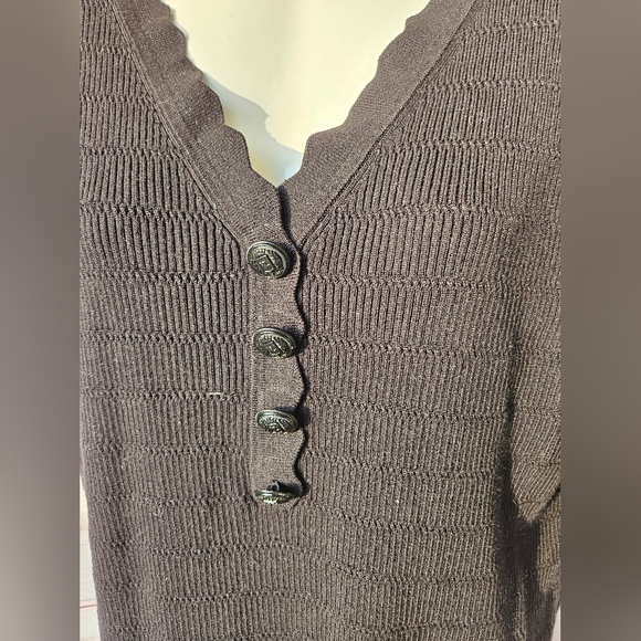 Karl Lagerfeld Black Rib Knit V-Neck Top, Black, Size L - Picture 2 of 9